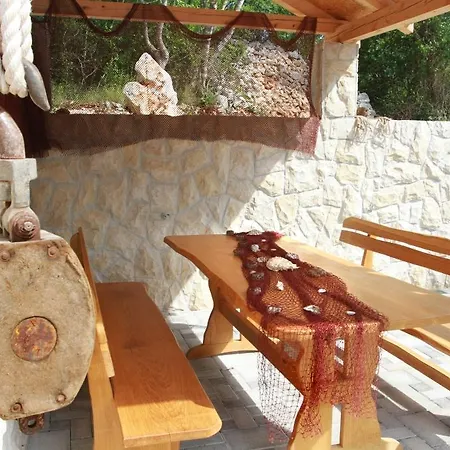 Robinsonhome Ciovo Okrug Gornji